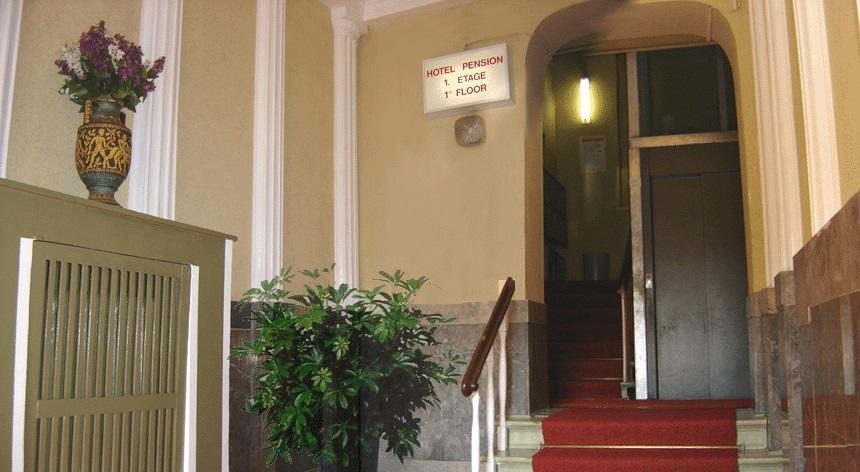 Hotel Messe 2*